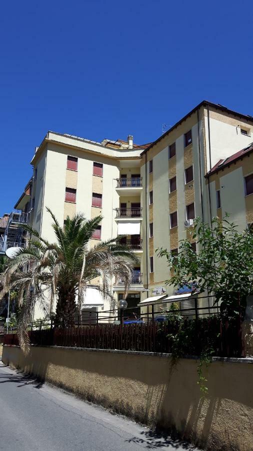 Appartamento Fiuggi Terme Екстериор снимка